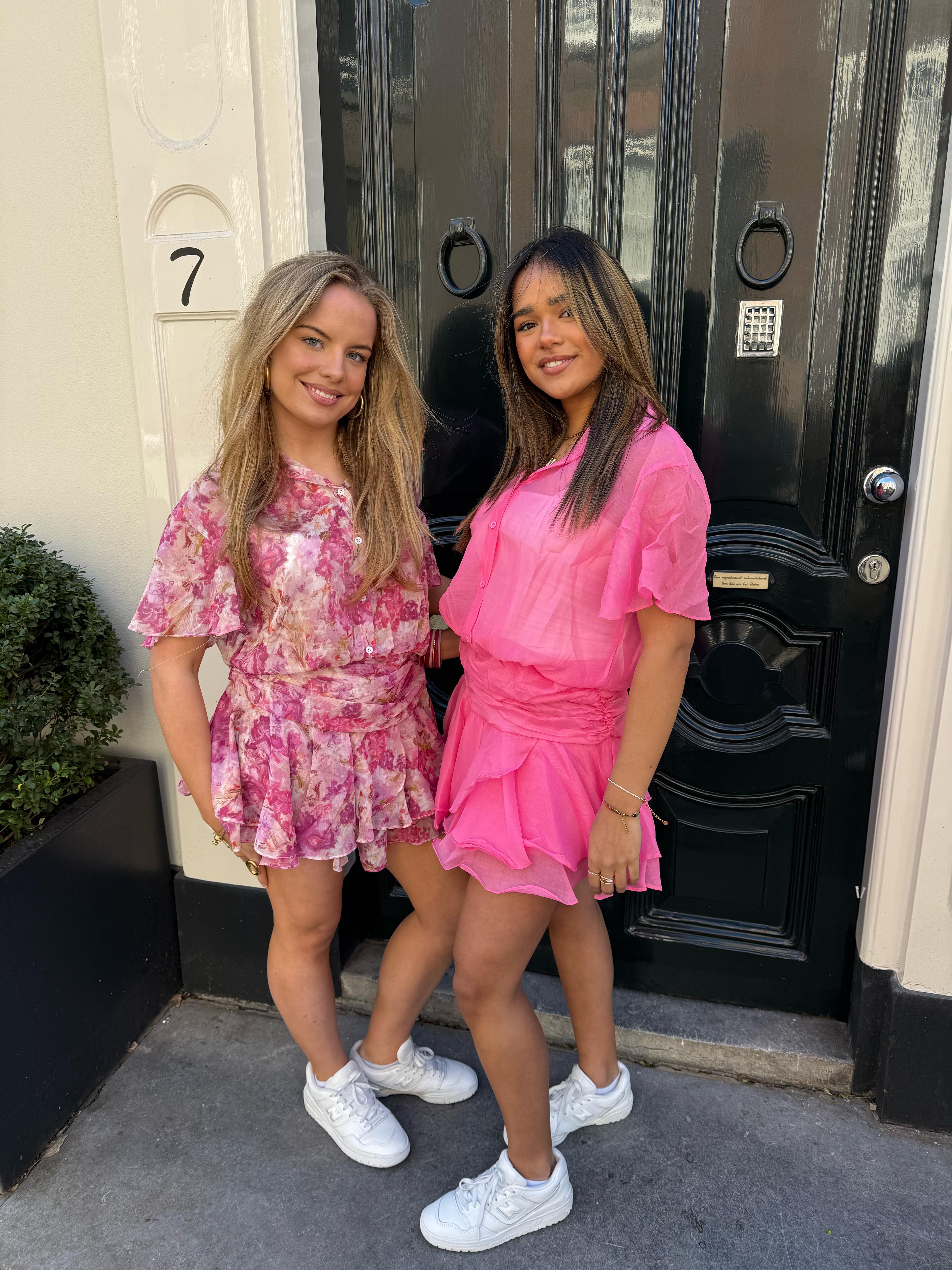 DRESSES