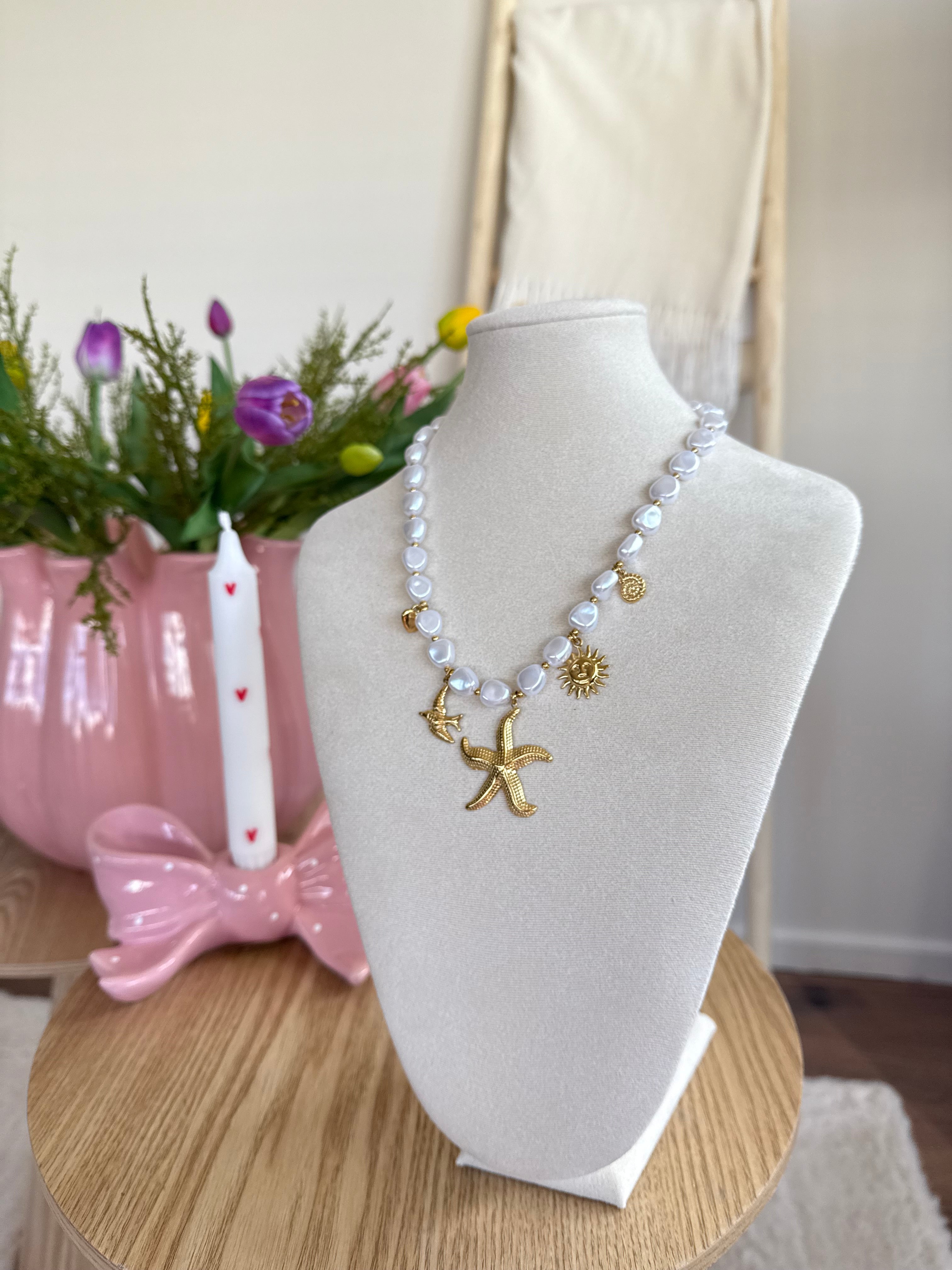 Seashell dreams necklace