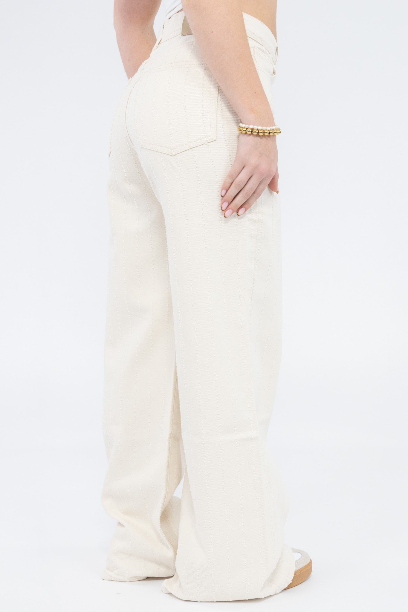 Stitch Detail Wide Leg Jeans