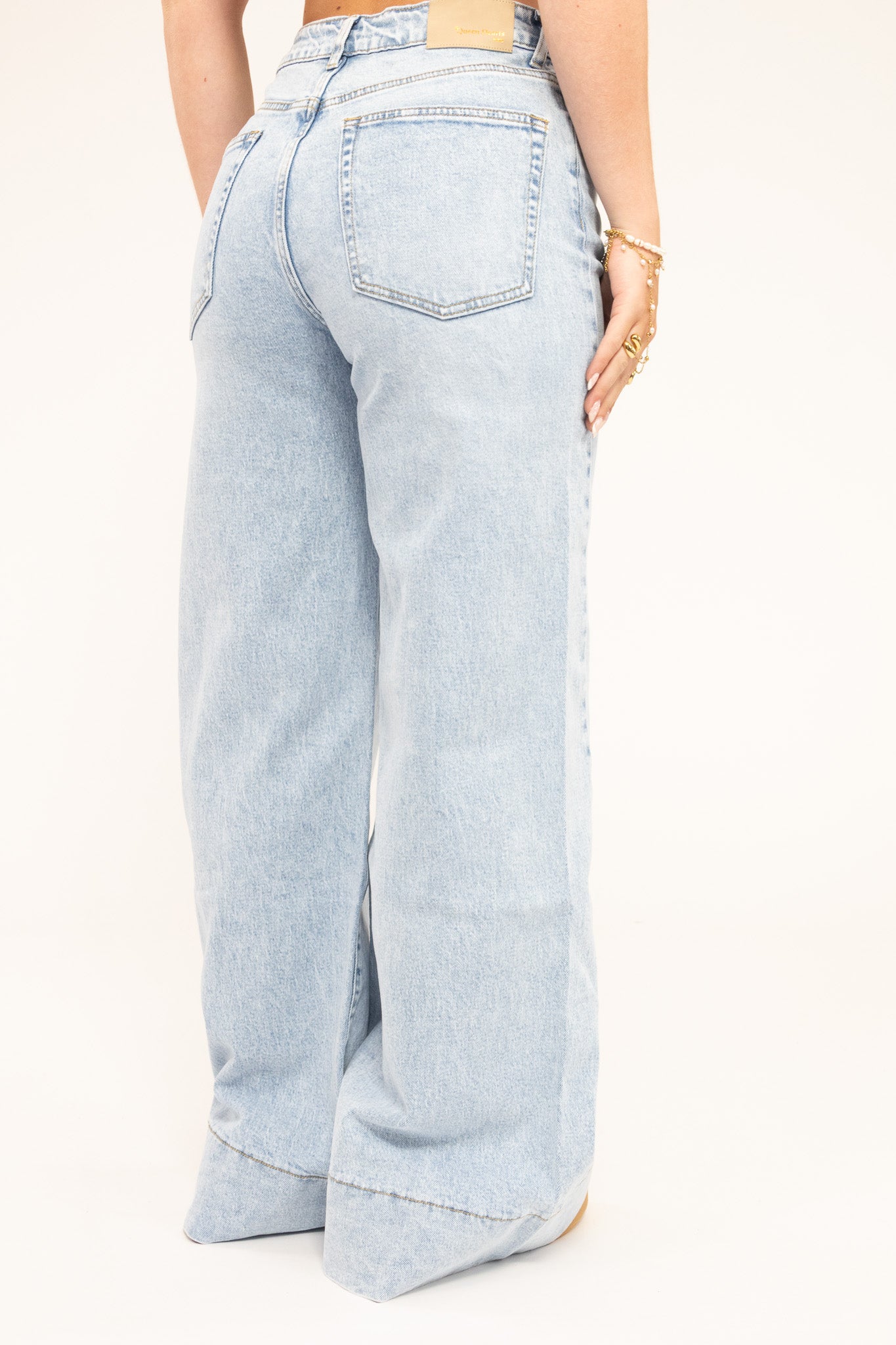 Harper Wide Leg Jeans