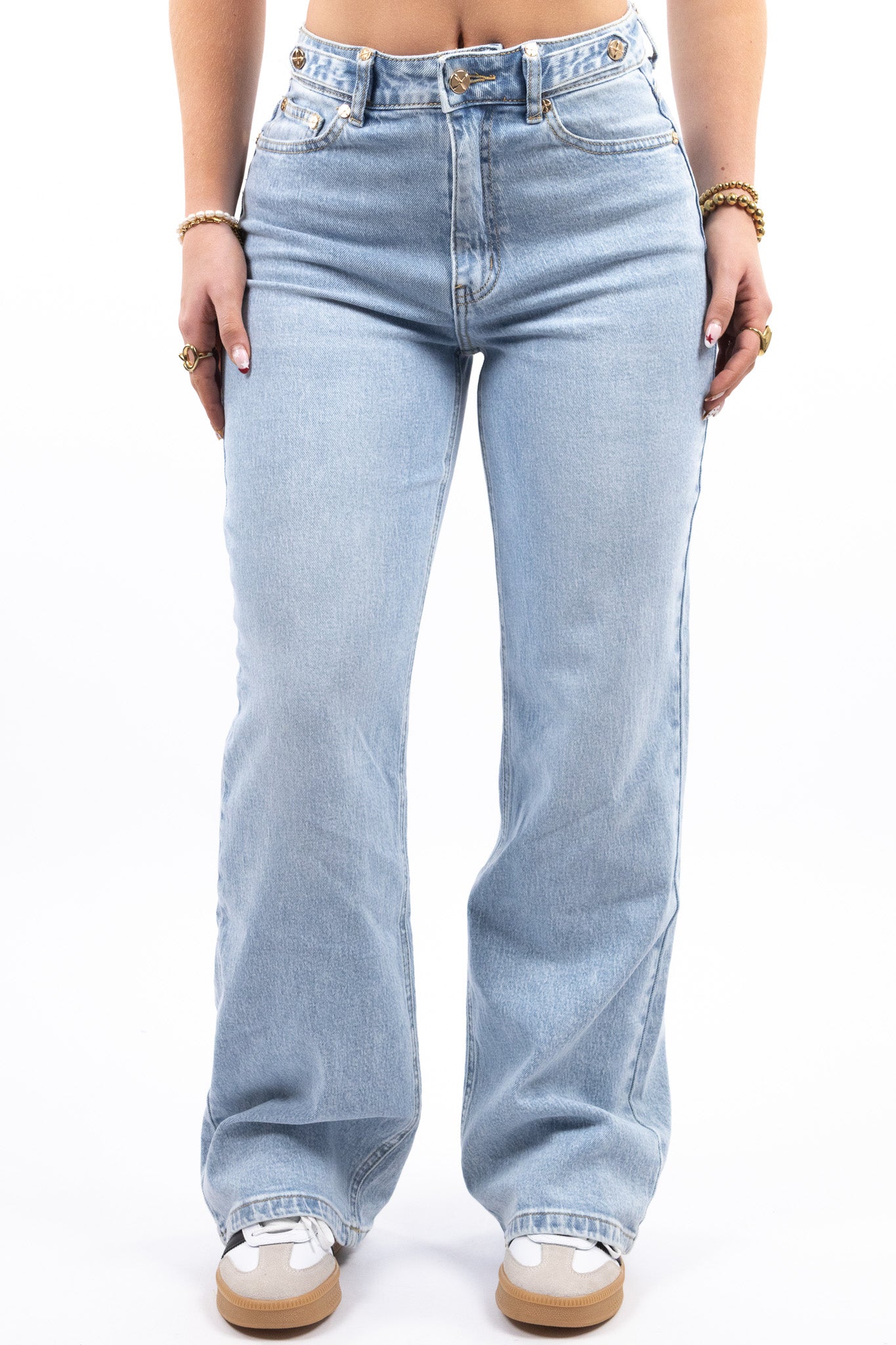 #Color_Light denim