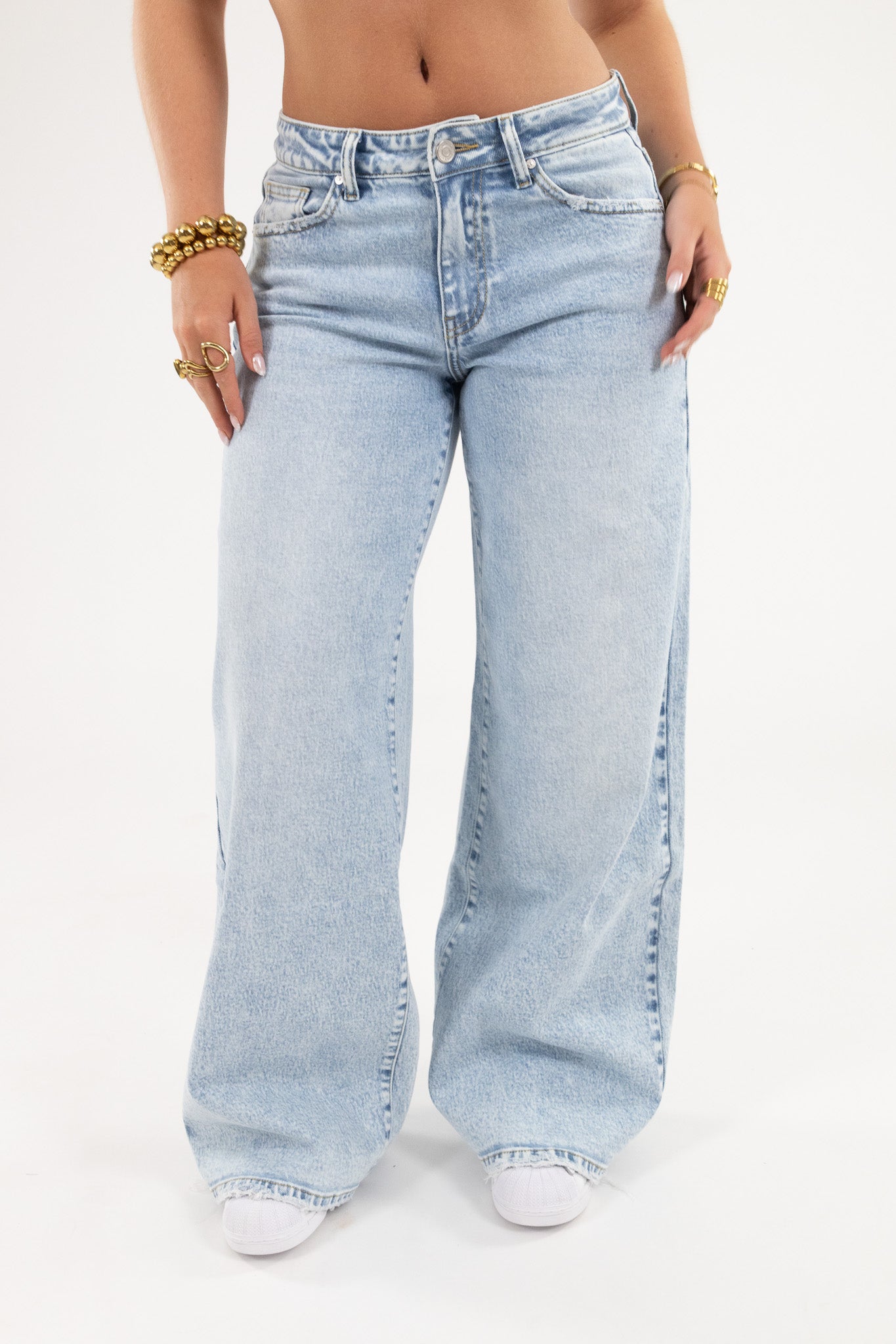 Pink bow baggy jeans