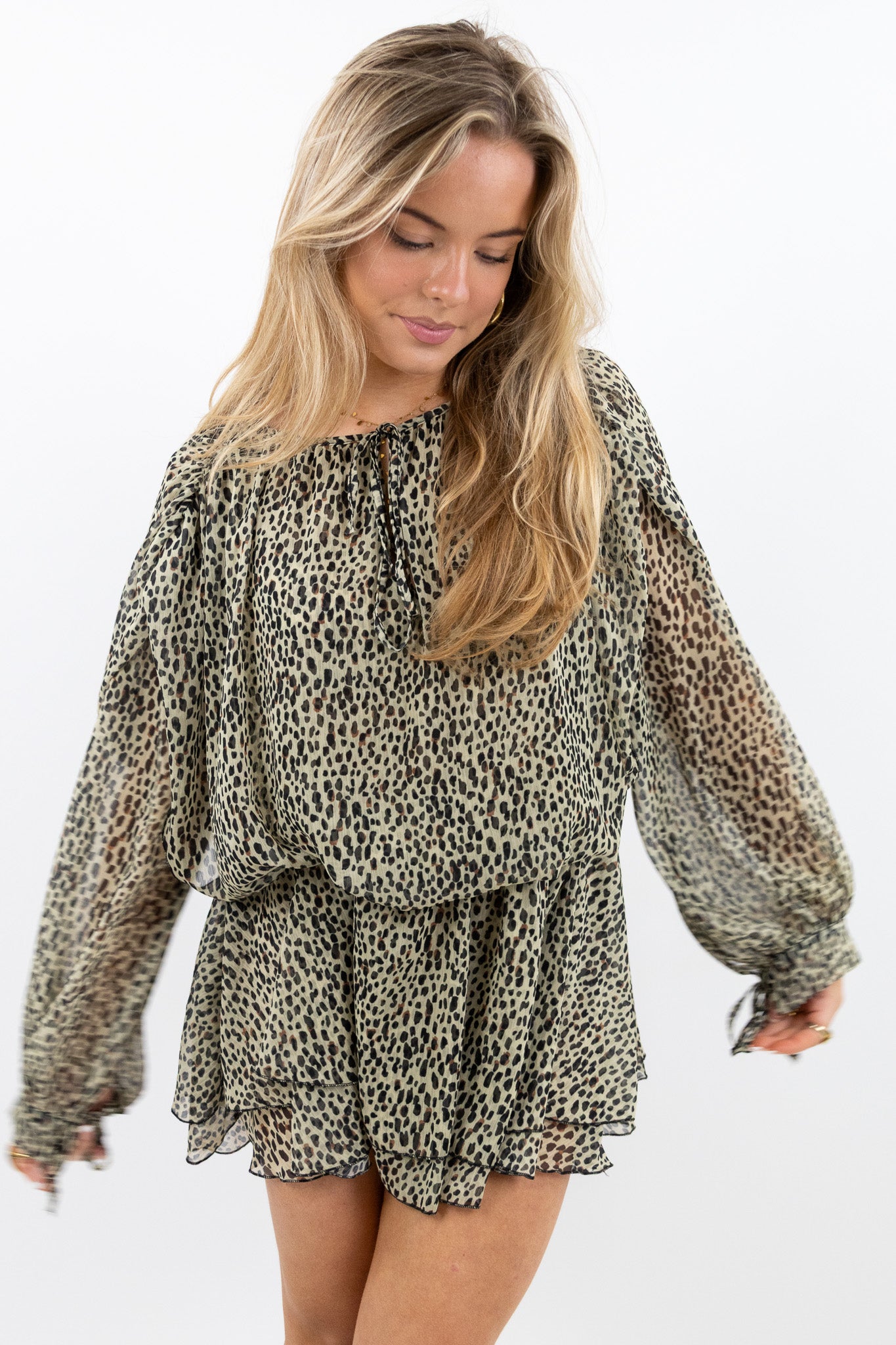 Mimi leopard dress