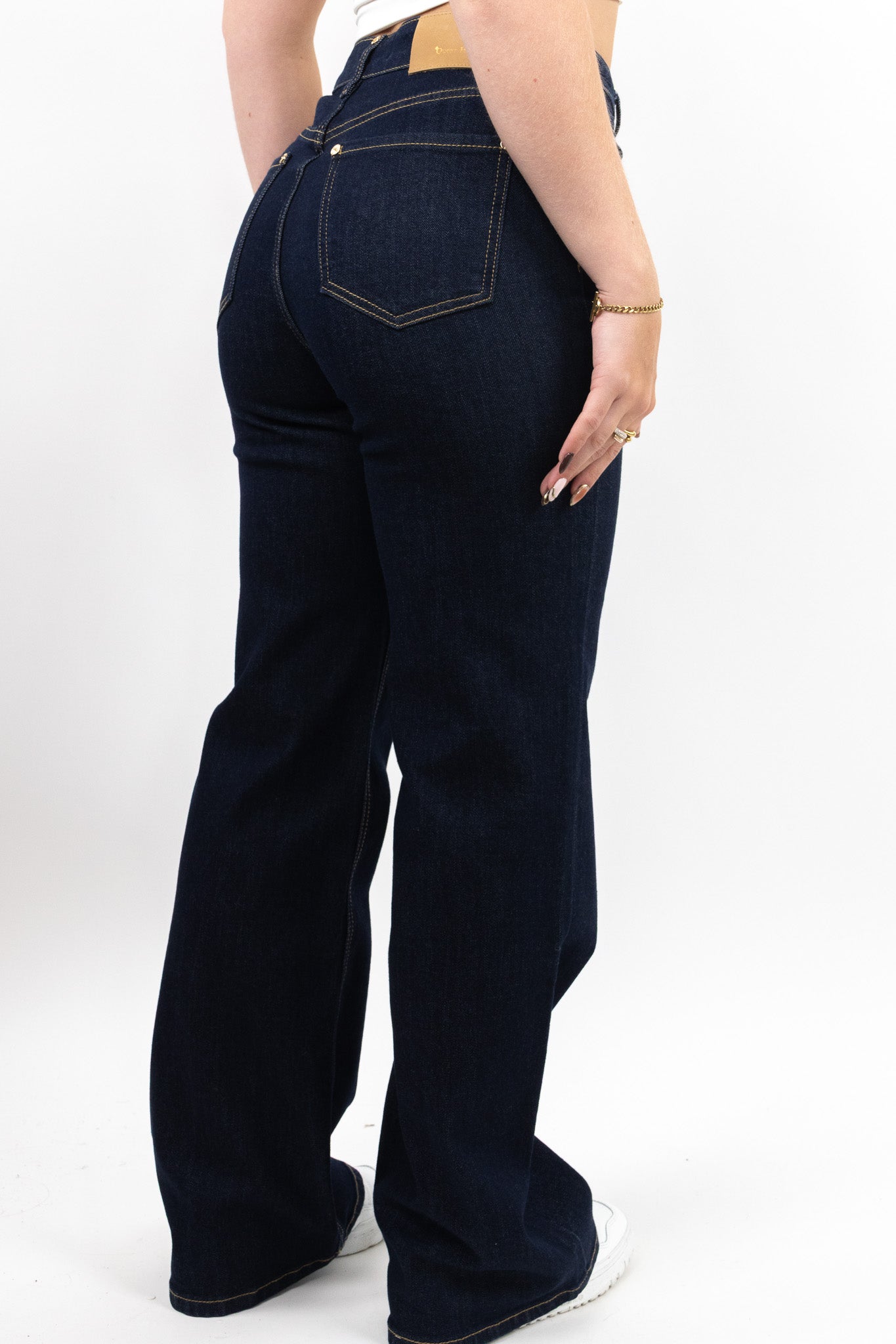 Dark Classic Wide Leg Jeans
