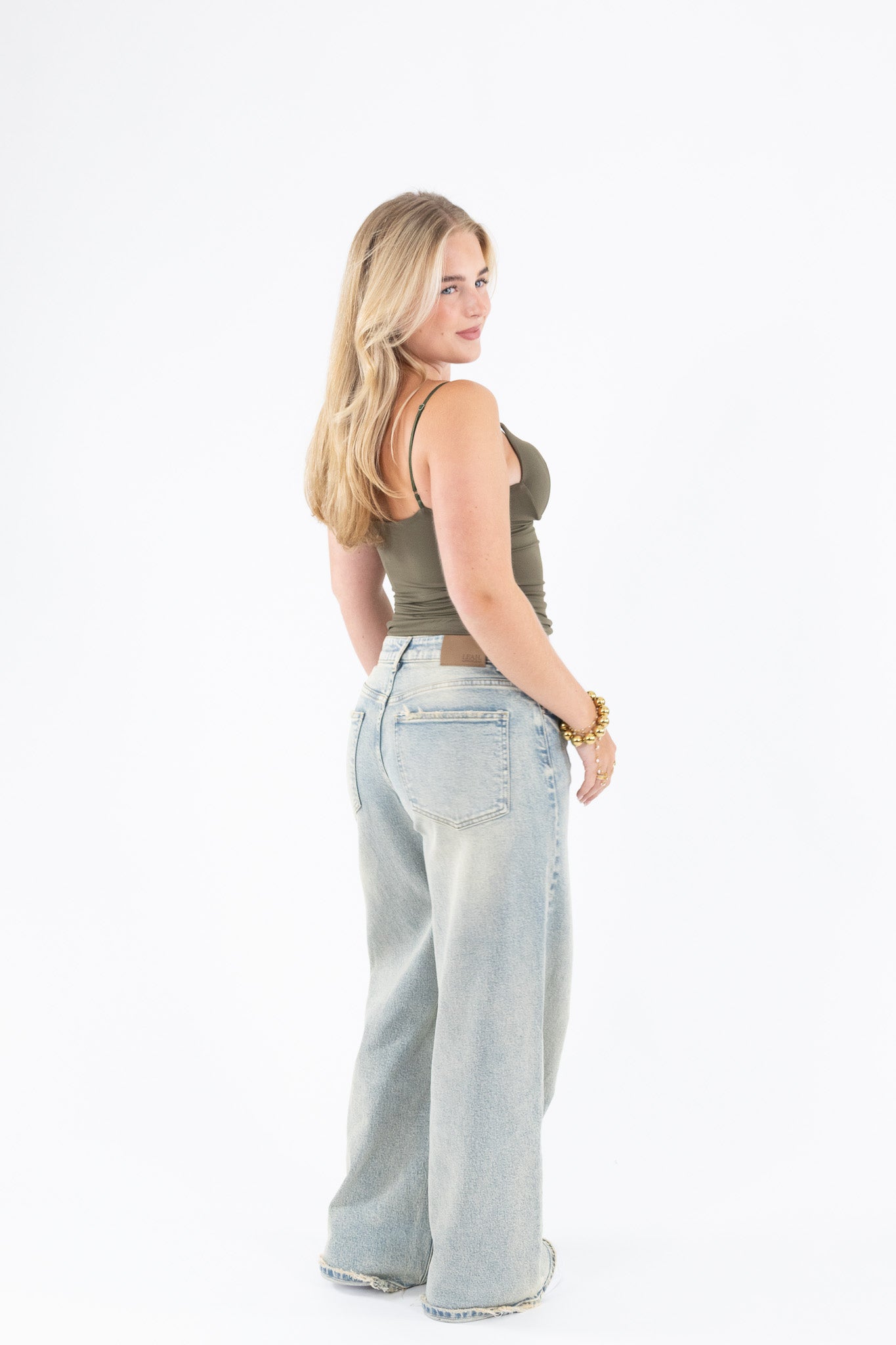 Baggy Fit Wide Leg Jeans