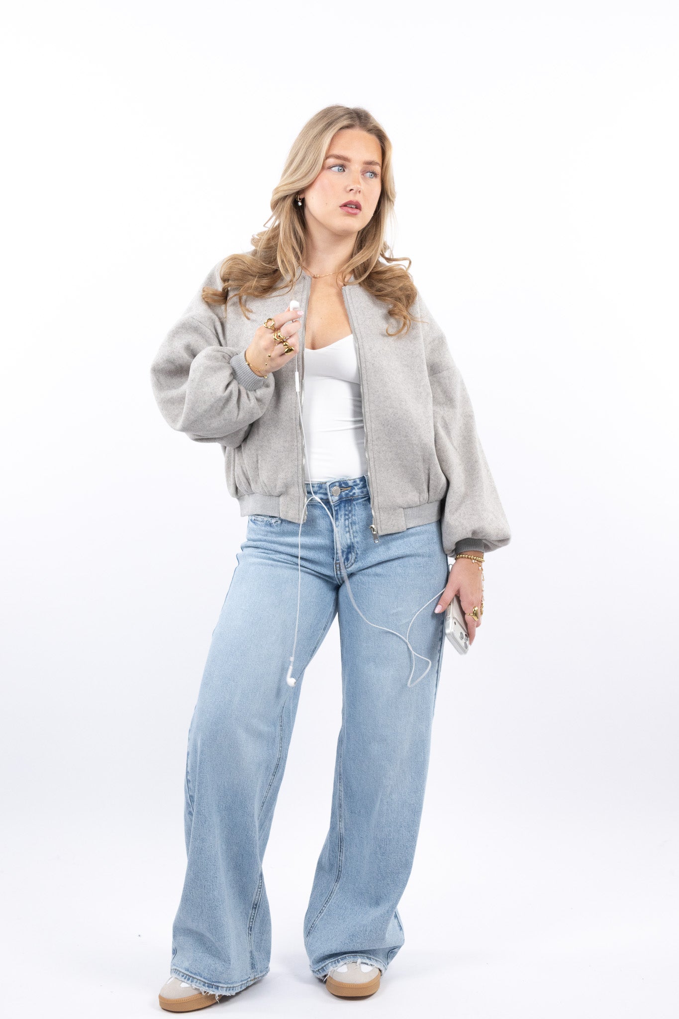 Baggy Fit Wide Leg Jeans