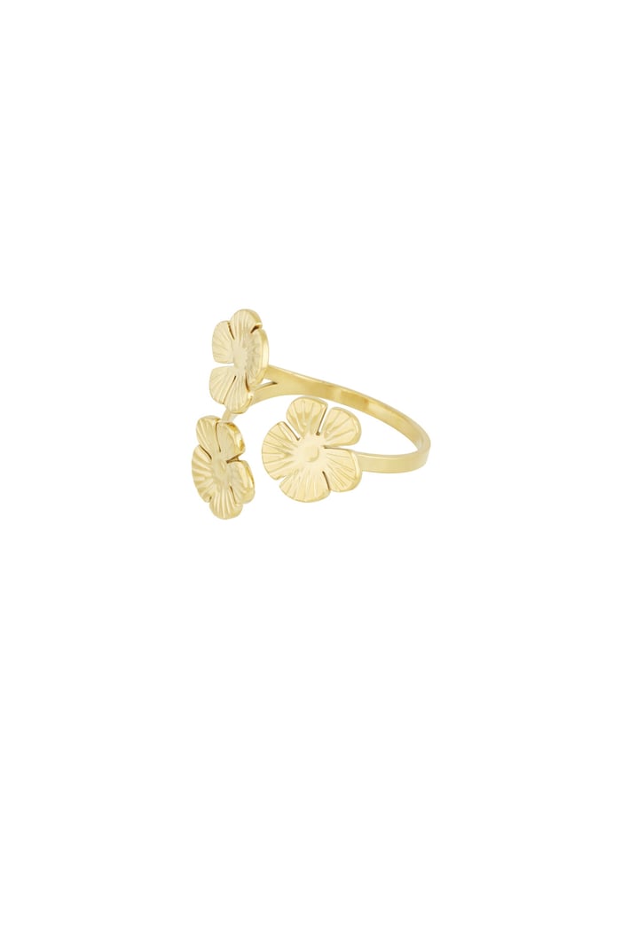 Floral trio ring