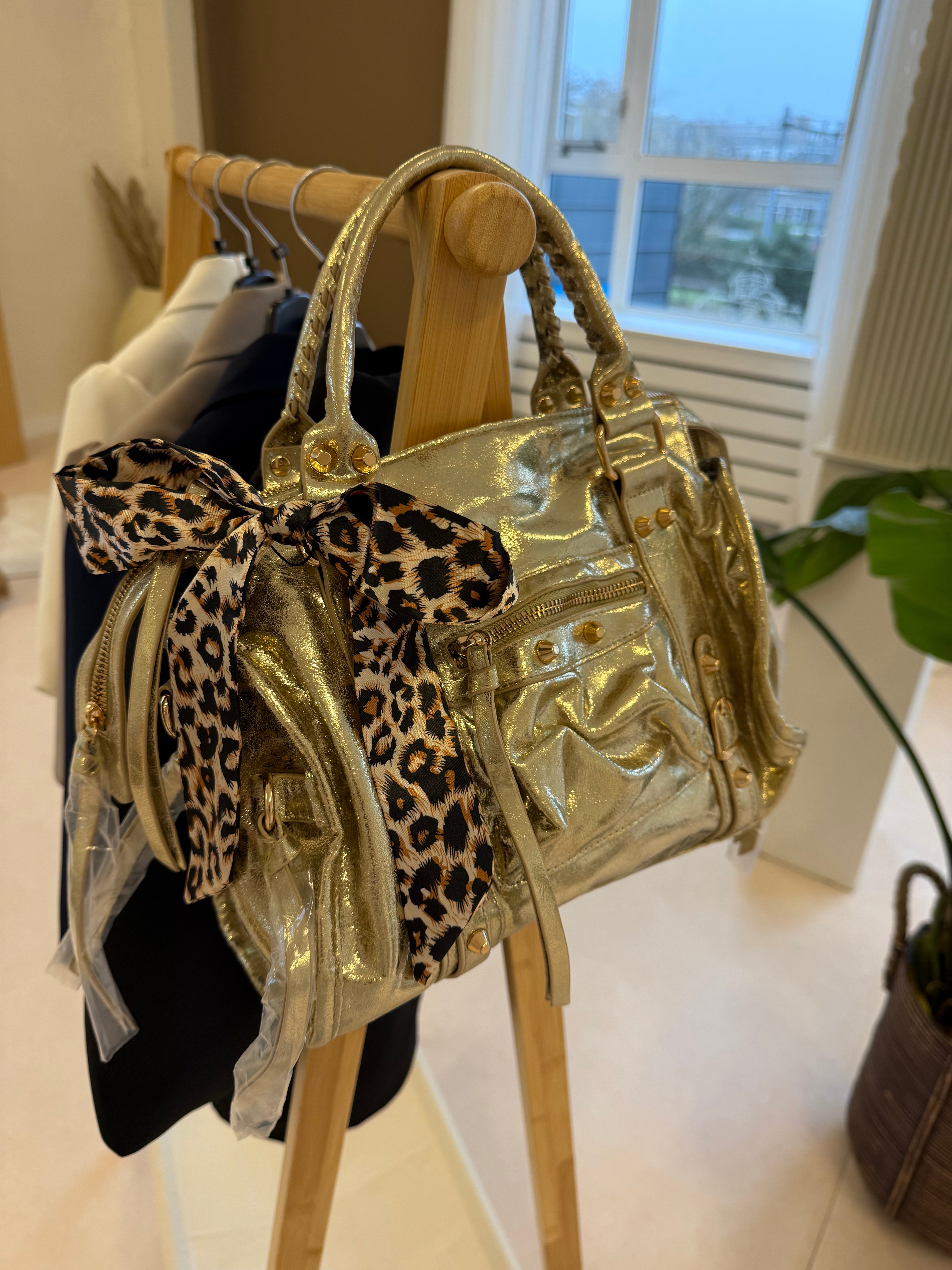 Leopard satin accessoires