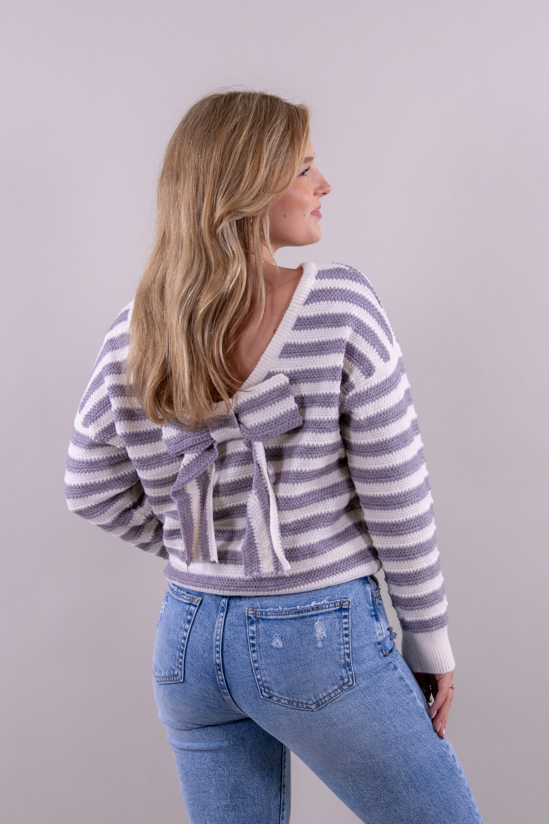 Bow striped knit