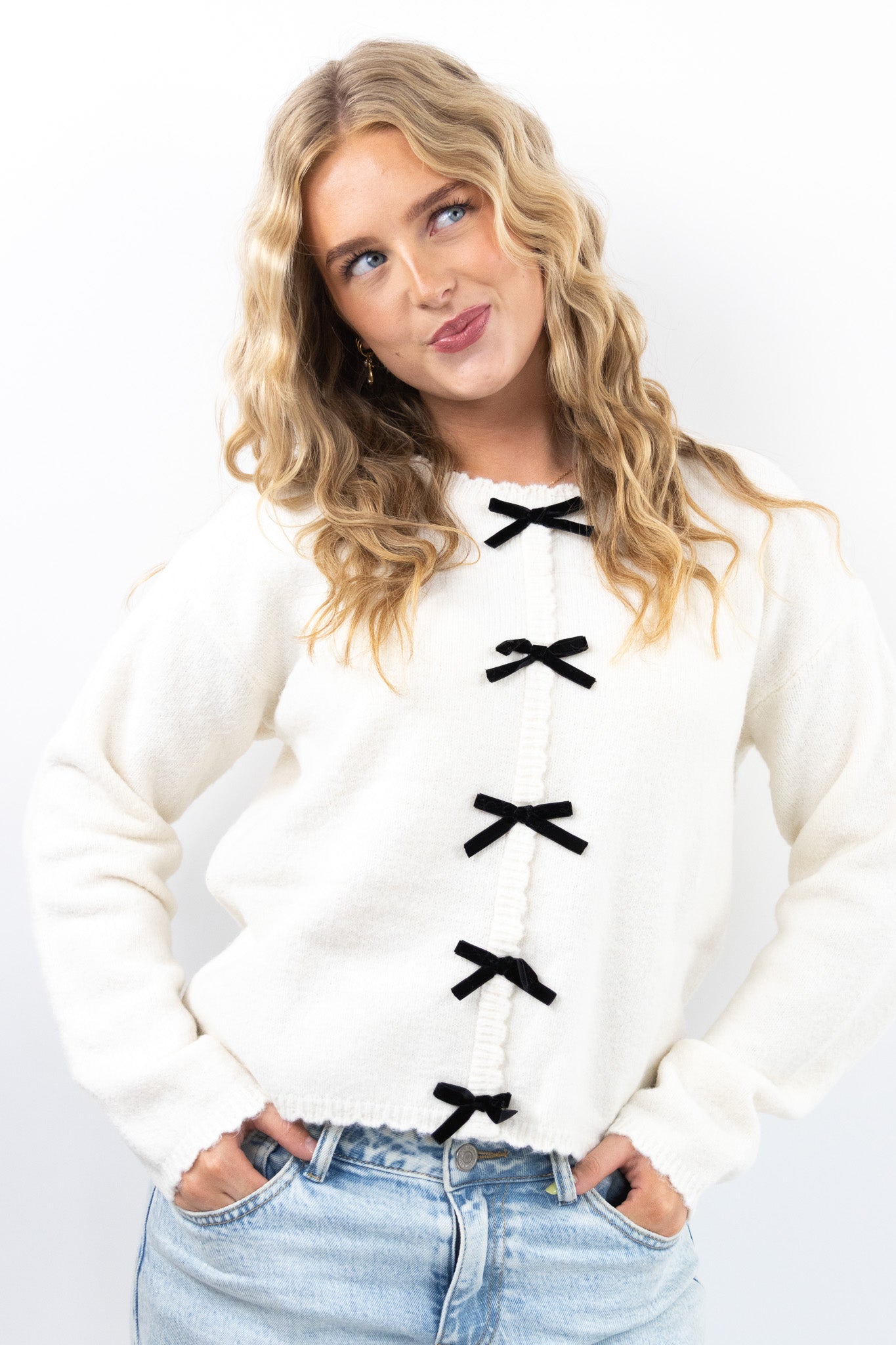 Bow Detail Knit Cardigan