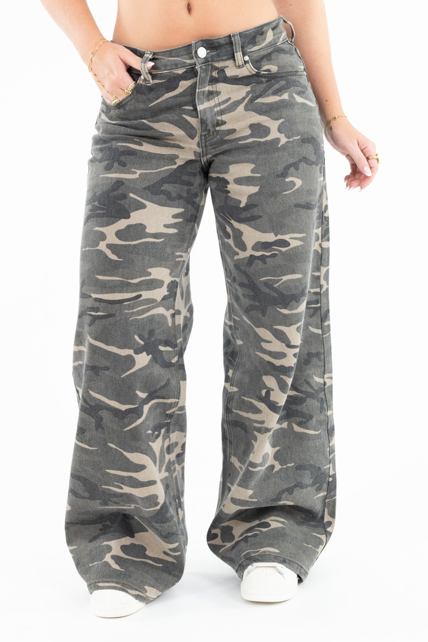 Camo Baggy Fit Jeans