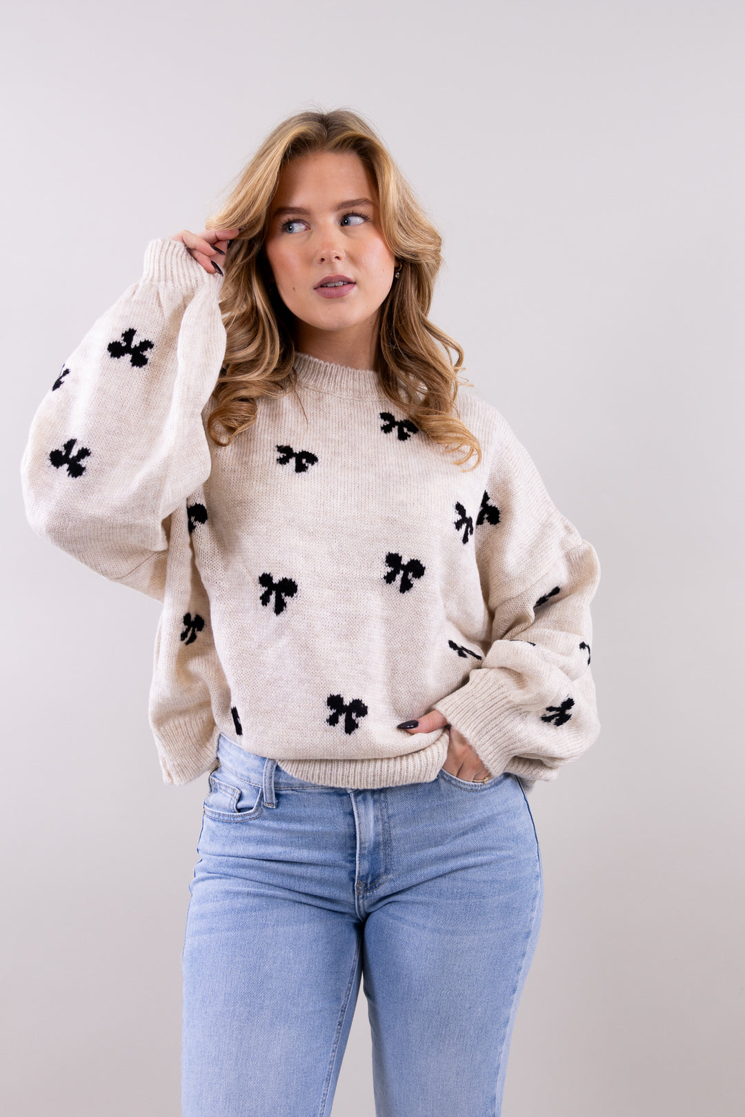 Bow soft knit