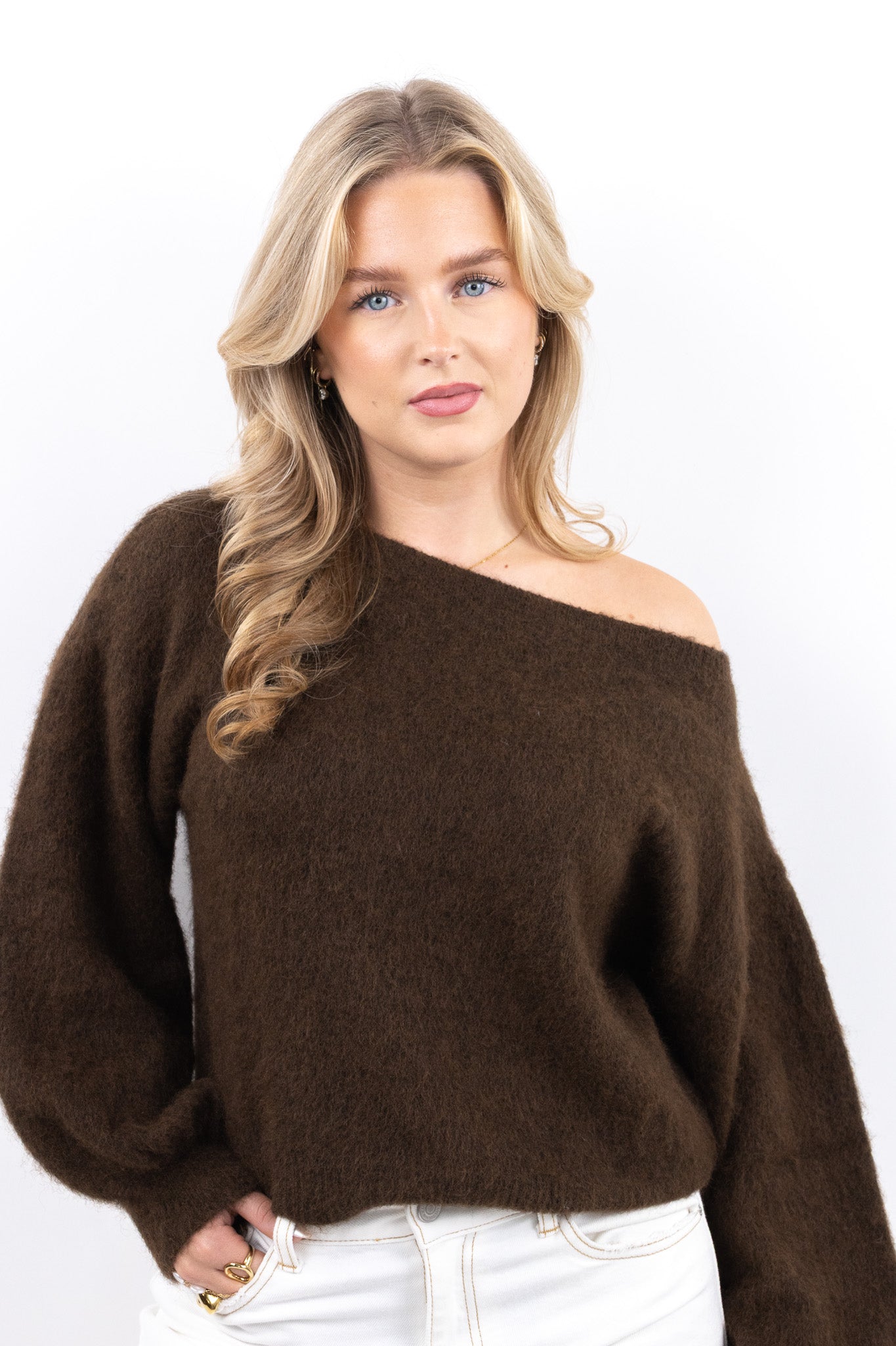 Cloudy Off Shoulder Knit