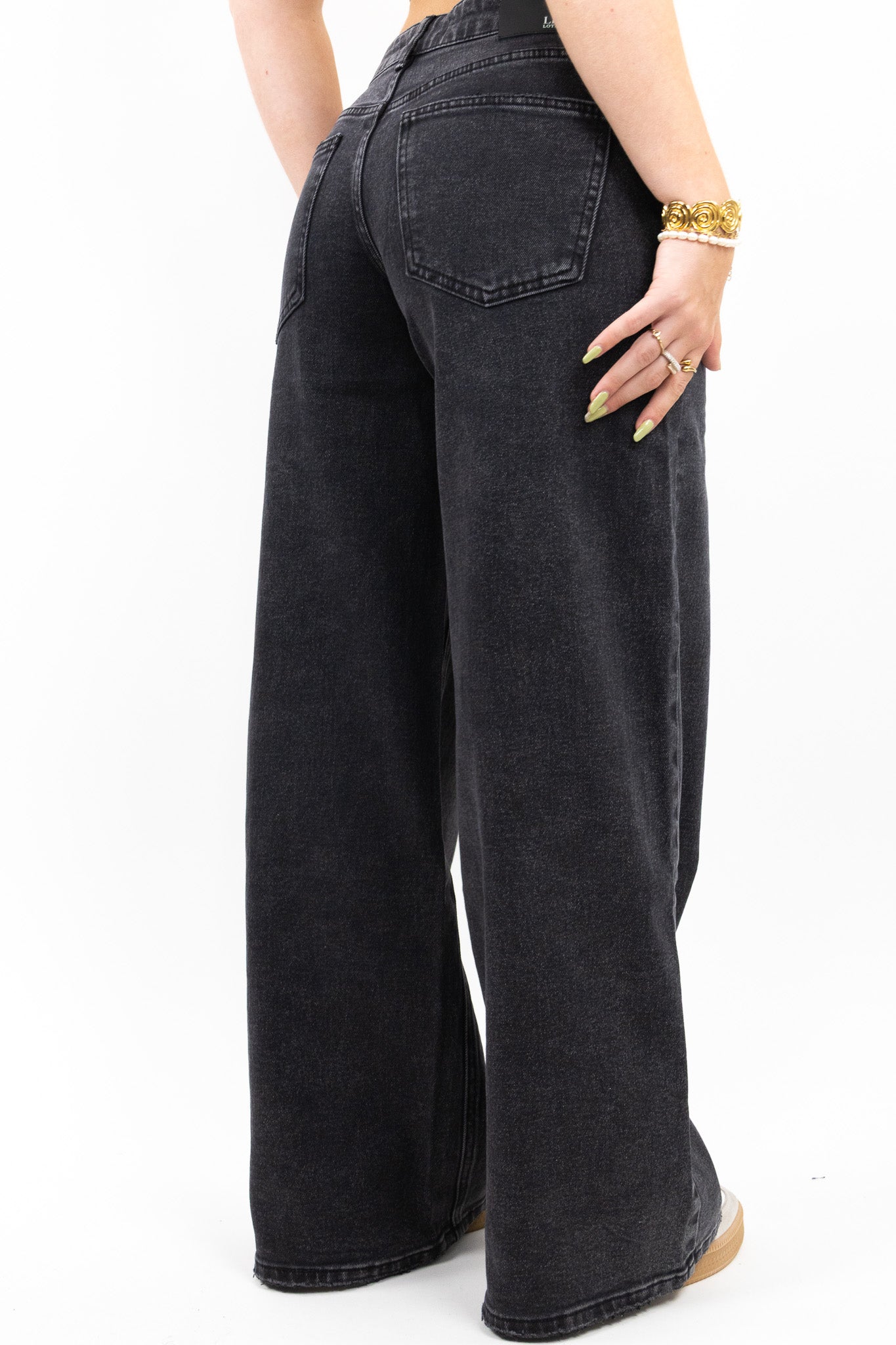 Baggy Fit Wide Leg Jeans - Stretch