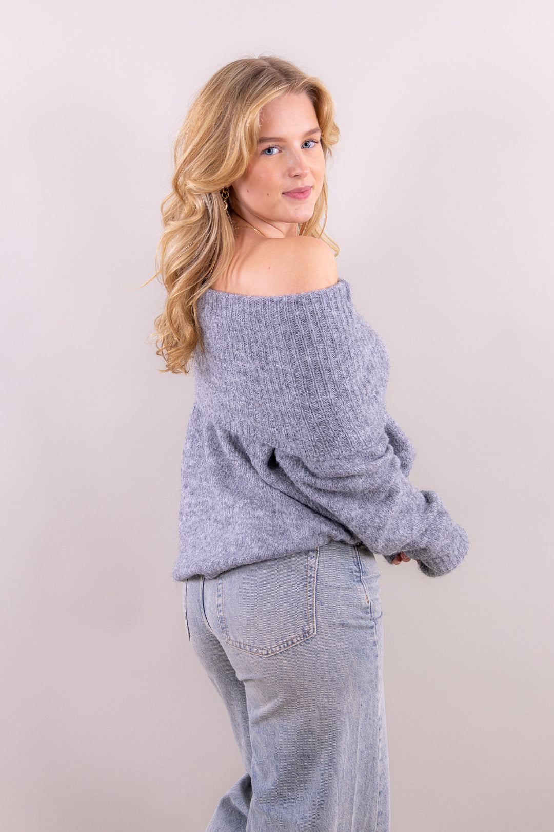 Nela off shoulder knit