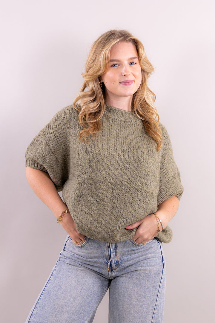 Leah's comfy knit short sleeve