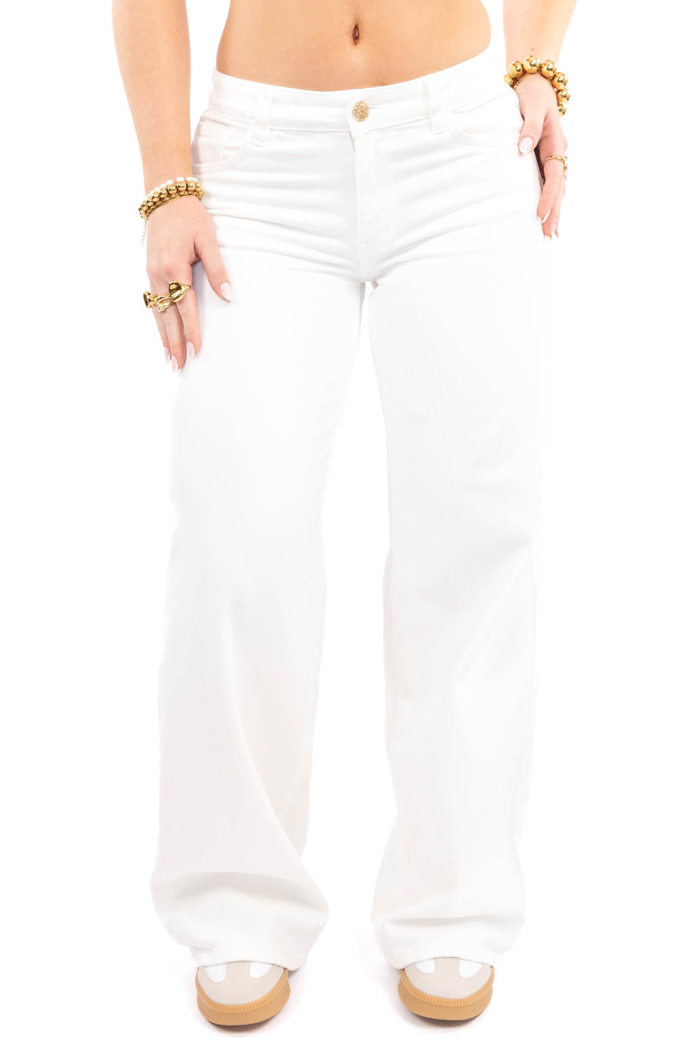 Low Waist Wide Leg Jeans