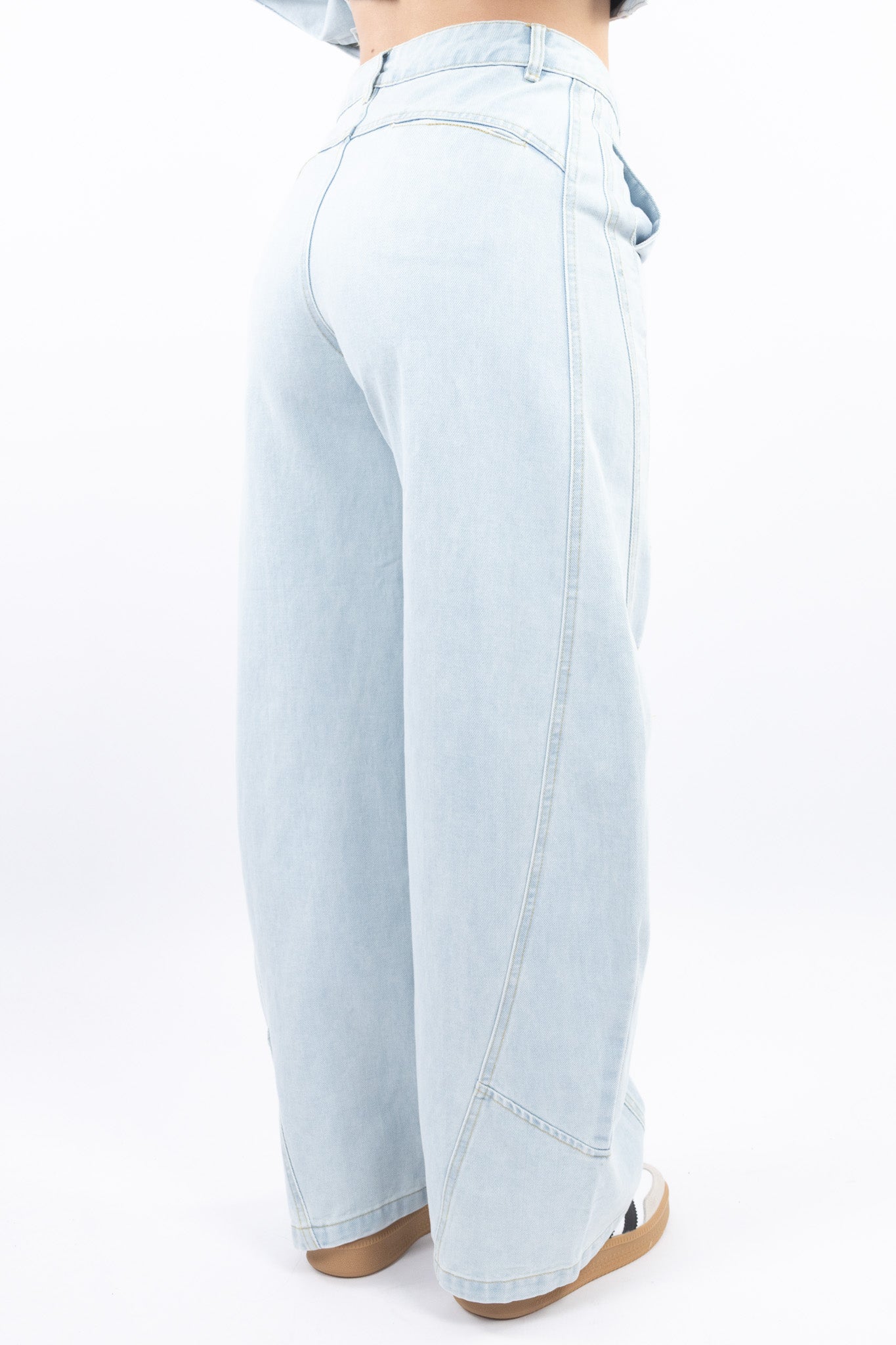 Light Wash Balloon Jeans