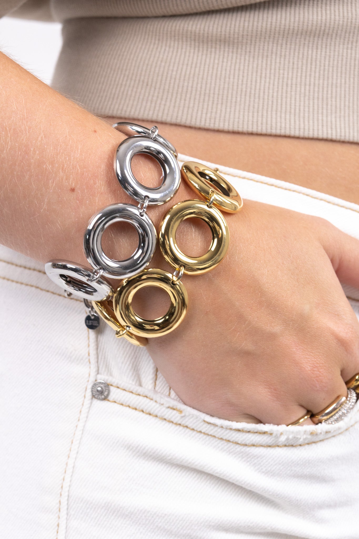 Bold Circle Bracelet