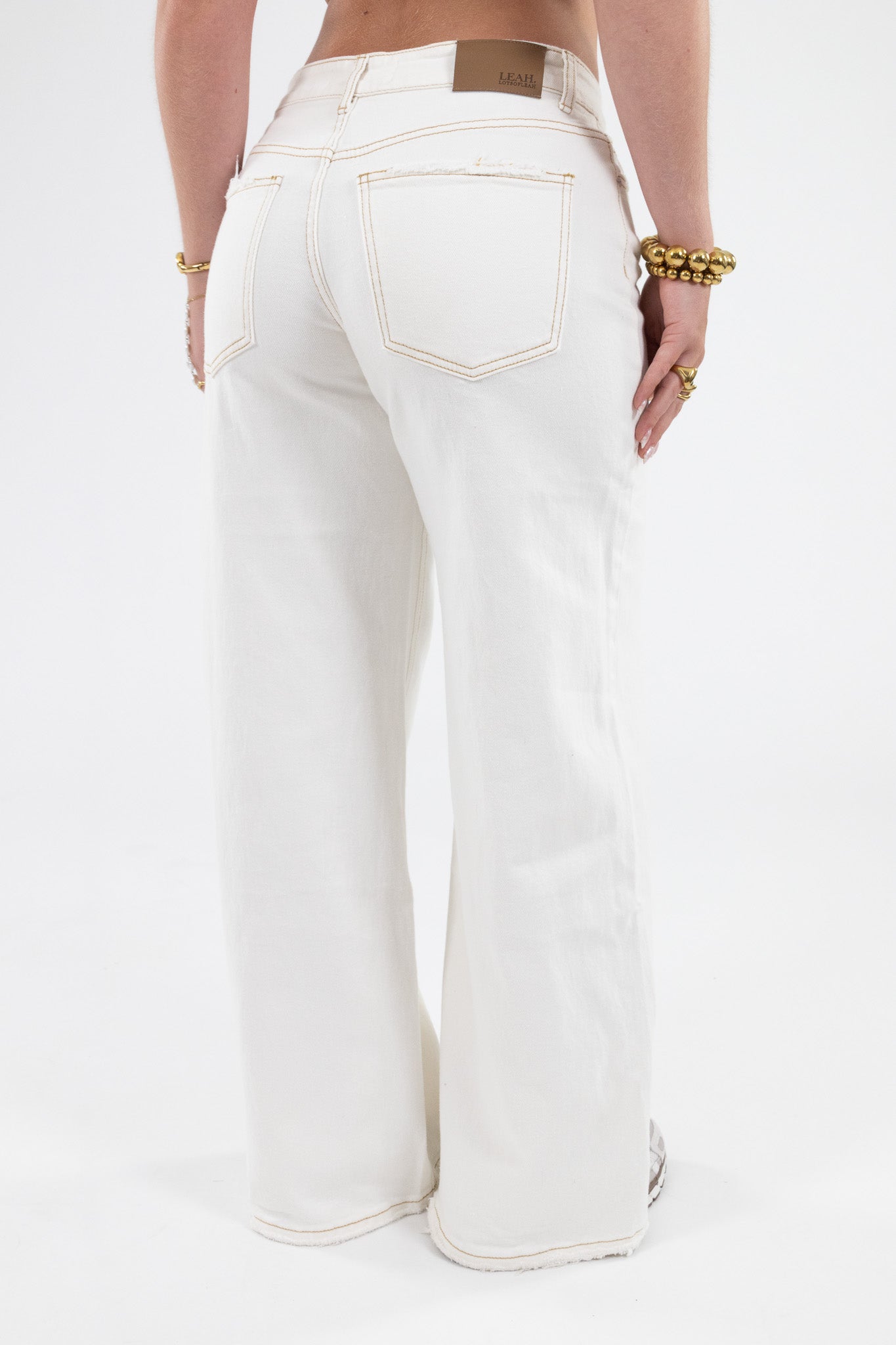 Baggy Fit Wide Leg Jeans